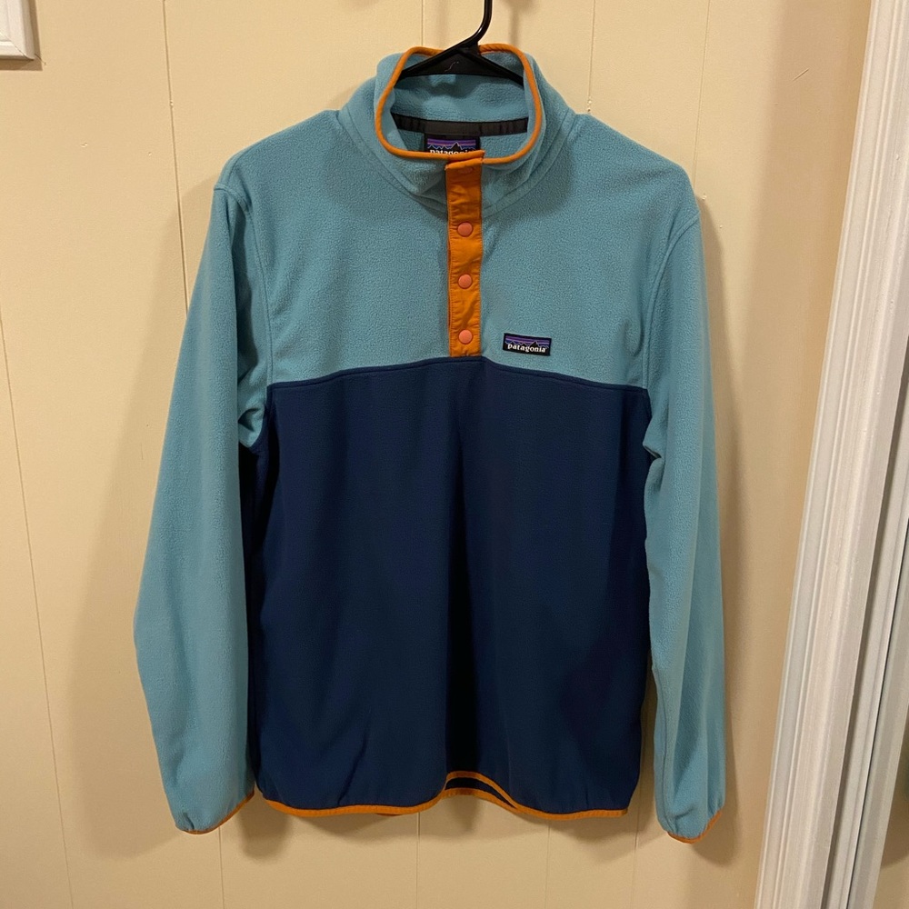Patagonia Fleece (men’s medium)